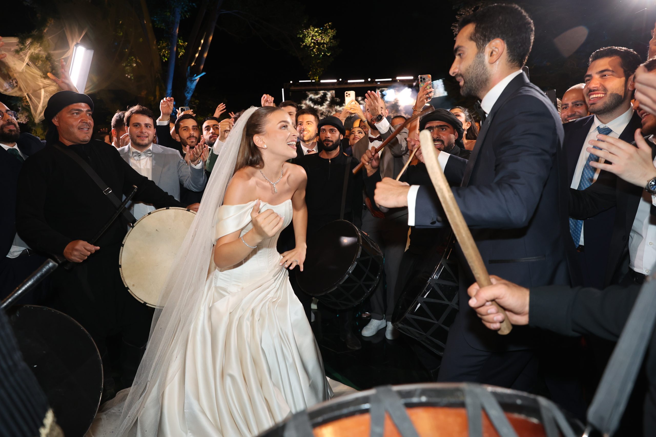 Hayakel Baalbek dabke at a Lebanese wedding, photo 1